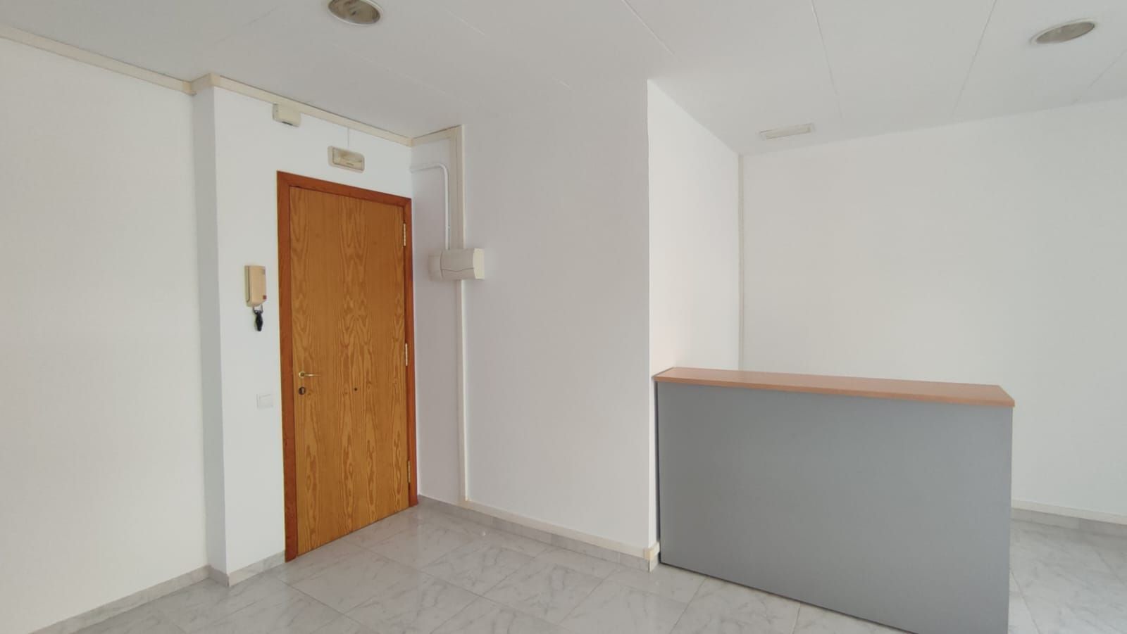 Geschaftsraum miete in Vallirana