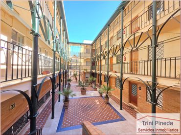 Piso con ascensor en venta en Calle Torneo