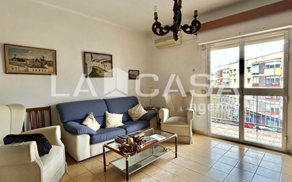 Living room of Flat for sale in  Sevilla Capital  with Terrace