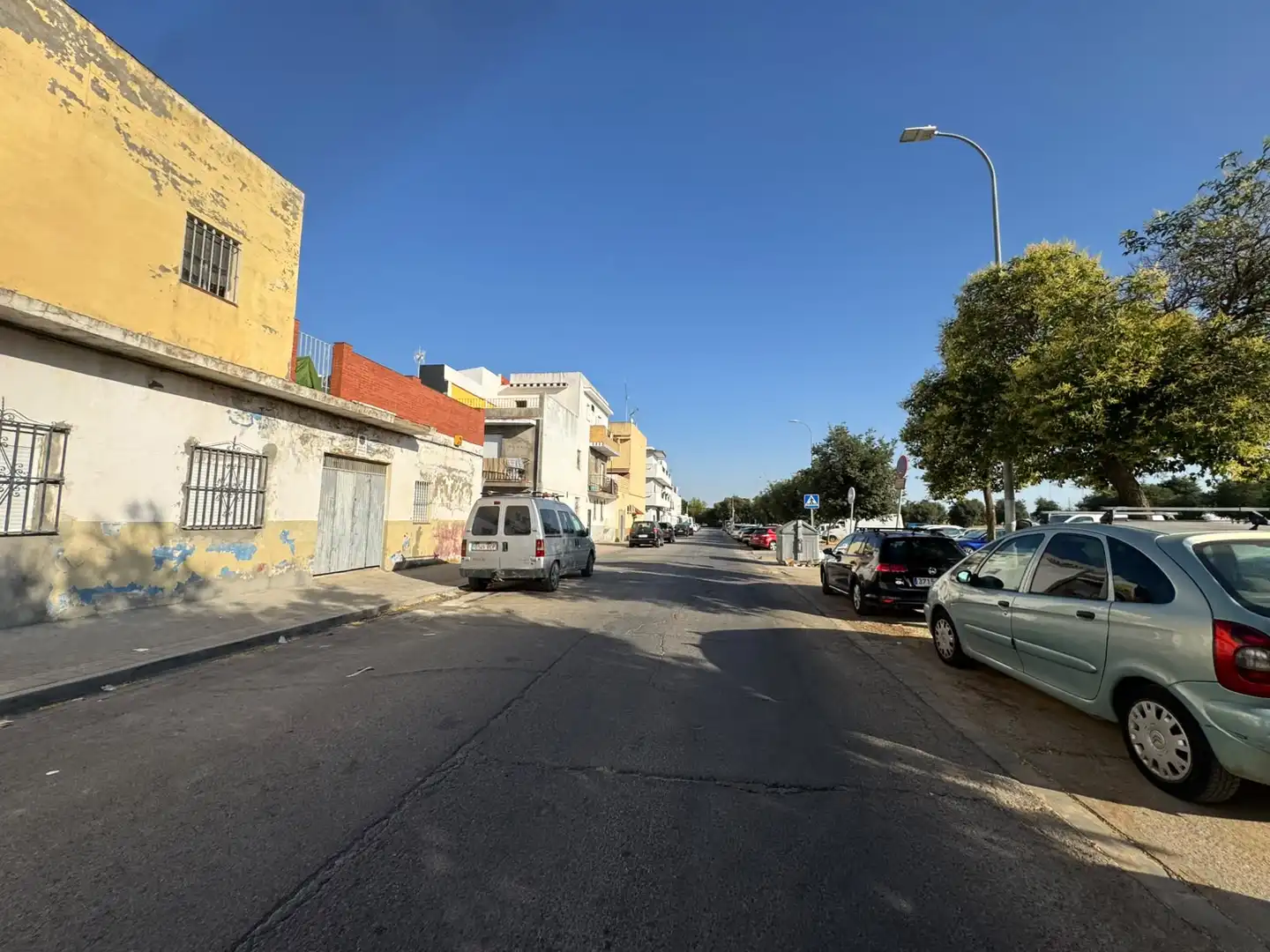Vista exterior de Casa o chalet en venta en Sevilla