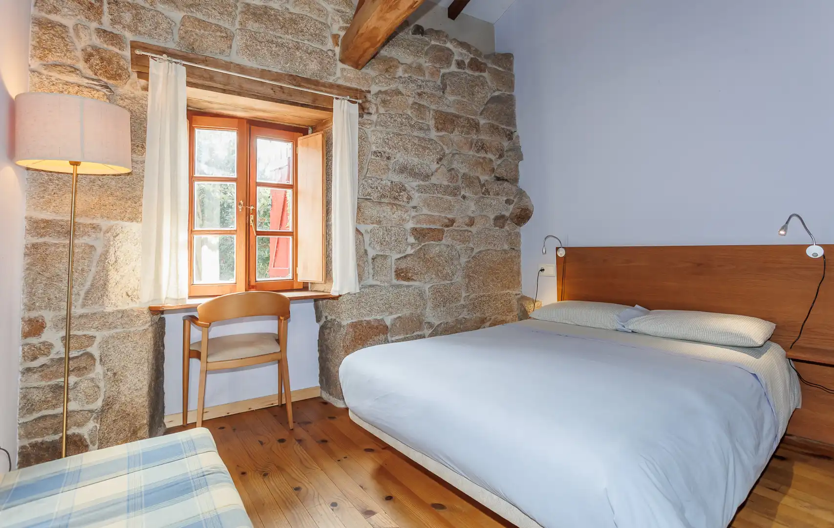 Habitación de Local en venta en Nogueira de Ramuín con Amueblado