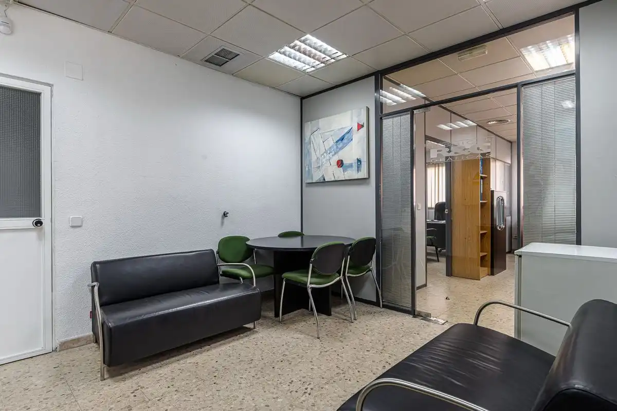 Business premises for sale in C. de Soria, imagen 10