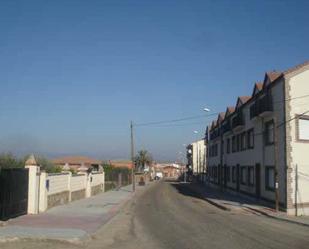 Exterior view of Garage for sale in Santa Olalla
