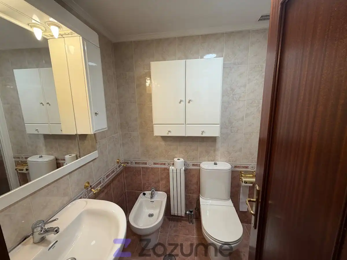 Flat for rent in C. Magallanes, Numancia - San Fernando