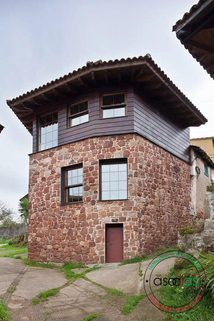 Vista exterior de Casa o xalet en venda en Villaviciosa amb Calefacció i Traster