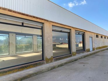 Nau industrial en venda a Pedanías Este