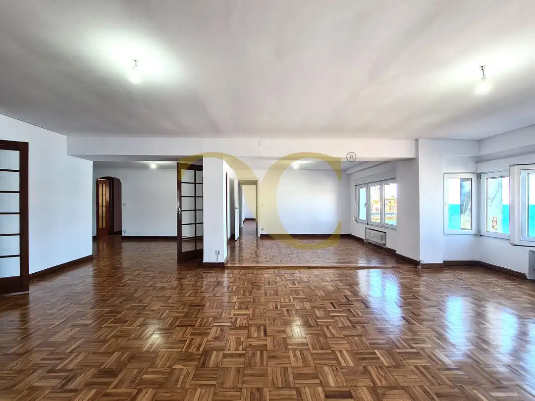 Sala d'estar de Pis en venda en Gijón  amb Calefacció i Terrassa