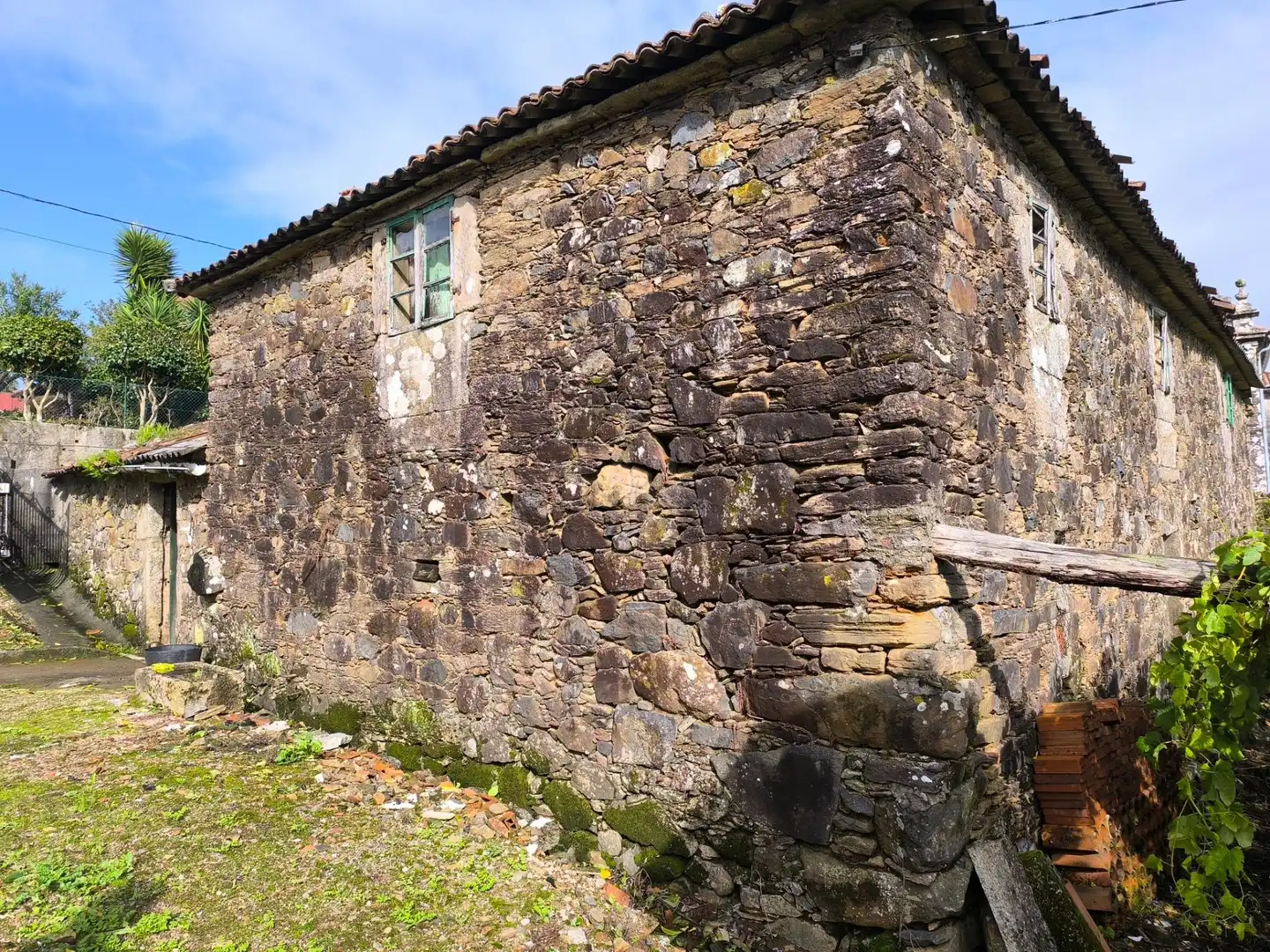 Vista exterior de Casa o chalet en venta en Santiago de Compostela  con Jardín privado
