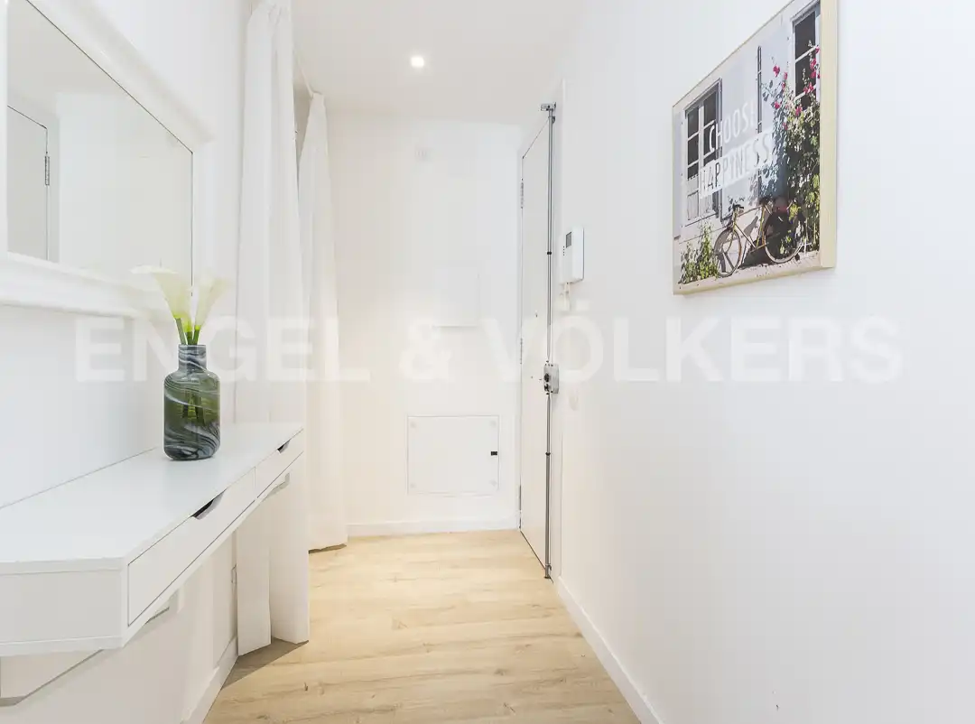 Flat for rent in Barcelona  with Air Conditioner, Heating and Furnished