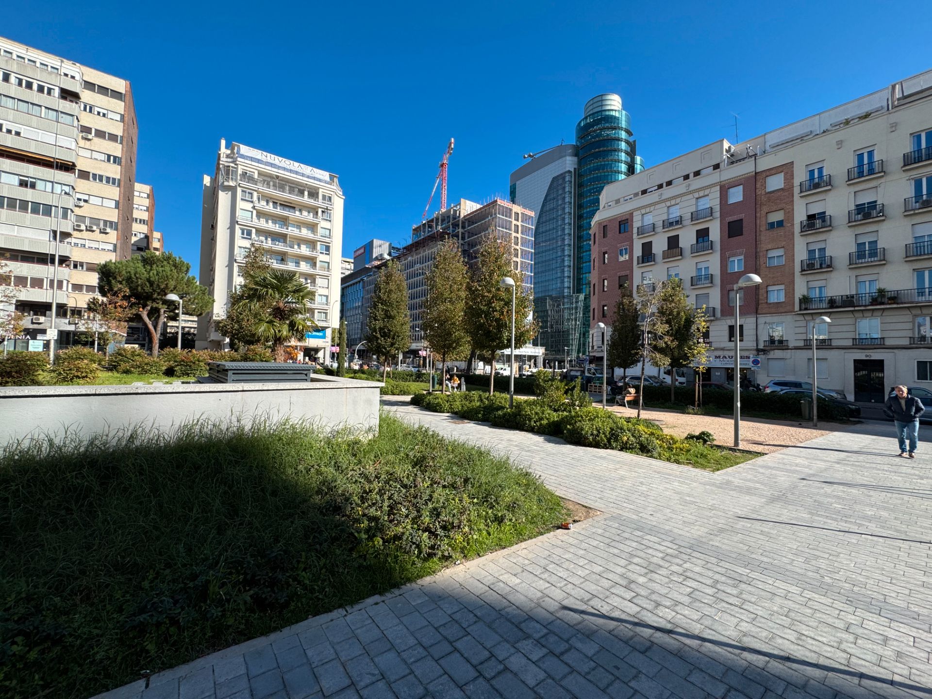 Vista exterior de Local en venda en  Madrid Capital amb Aire condicionat, Calefacció i Moblat