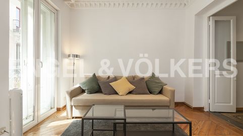 Photo 3 of Flat for rent in Calle de la Cruz, Sol, Madrid Capital