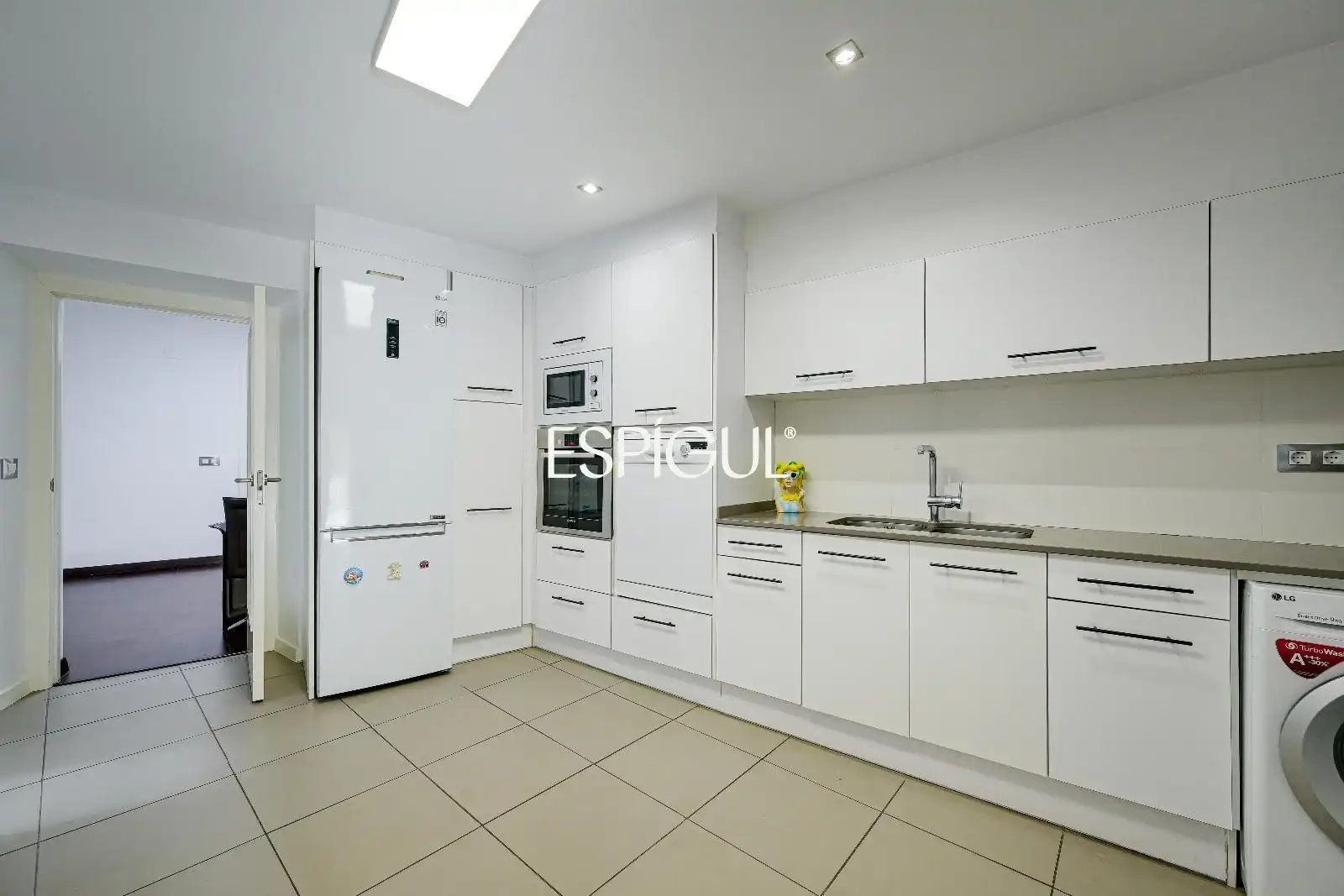 Cocina de Casa adosada en venta en Torroella de Montgrí con Aire acondicionado, Calefacción y Terraza