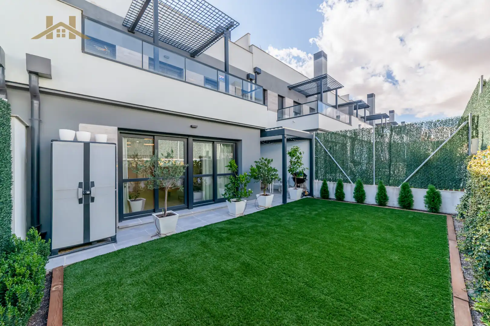 Terraza de Casa adosada en venta en Valdemoro con Aire acondicionado, Calefacción y Jardín privado