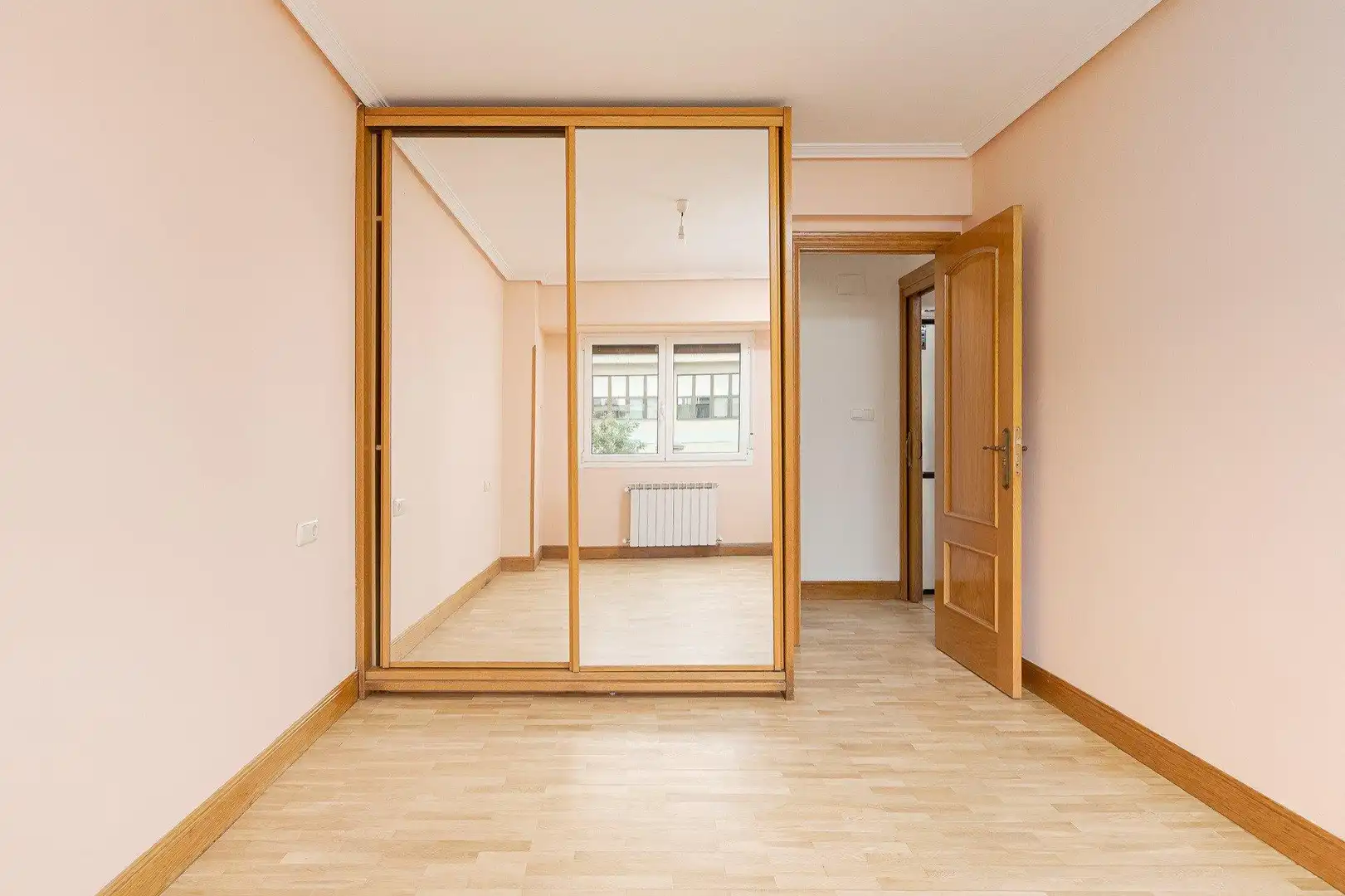 Habitación de Piso en venta en Hernani con Calefacción y Balcón