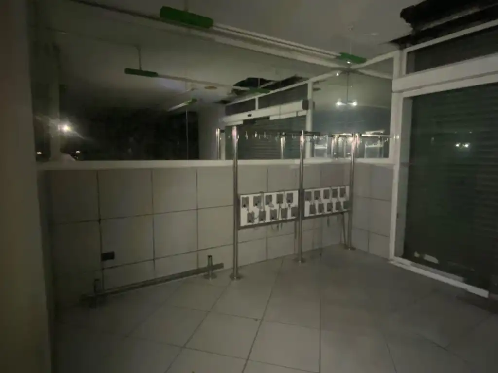 Local comercial en venda a Centre - Passeig i Rodalies, imagen 10