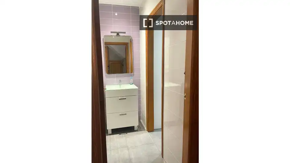 Room in Safranar