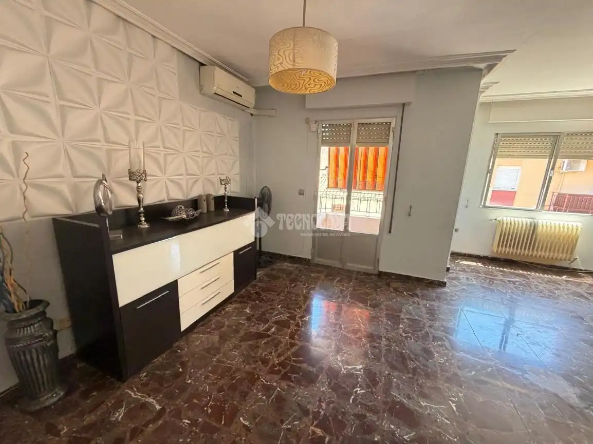 Wohnung mit Terrasse zum Verkauf in Martos, imagen 5