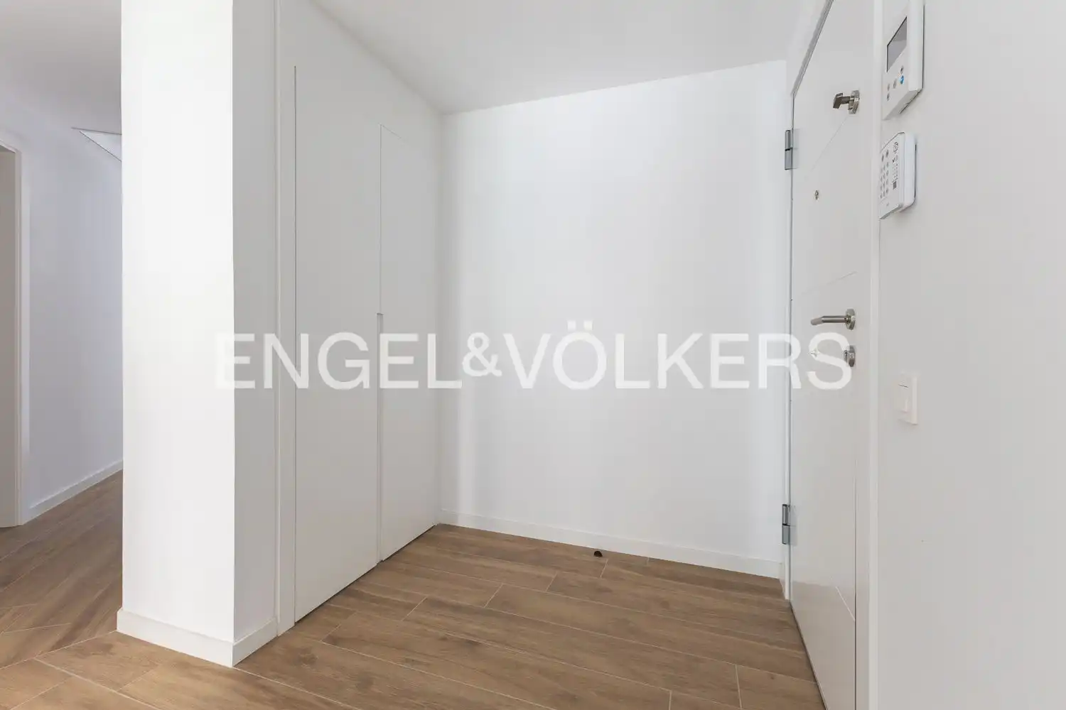 Apartments for sale in Valencia  with Air Conditioner, Heating and Private garden