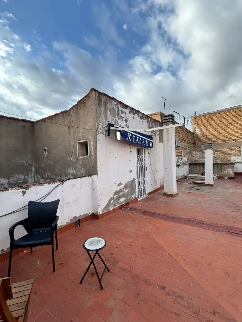 Vista exterior de Piso en venta en Centro