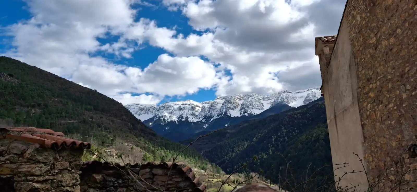Vista exterior de Casa o chalet en venta en Arsèguel con Calefacción