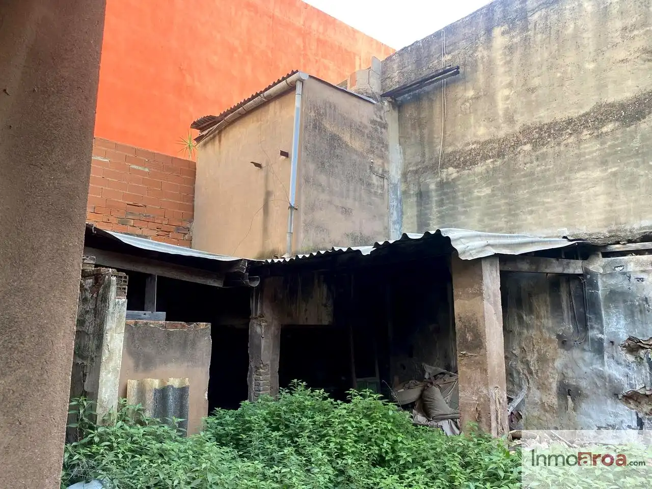 Vista exterior de Casa o xalet en venda en Burjassot amb Terrassa