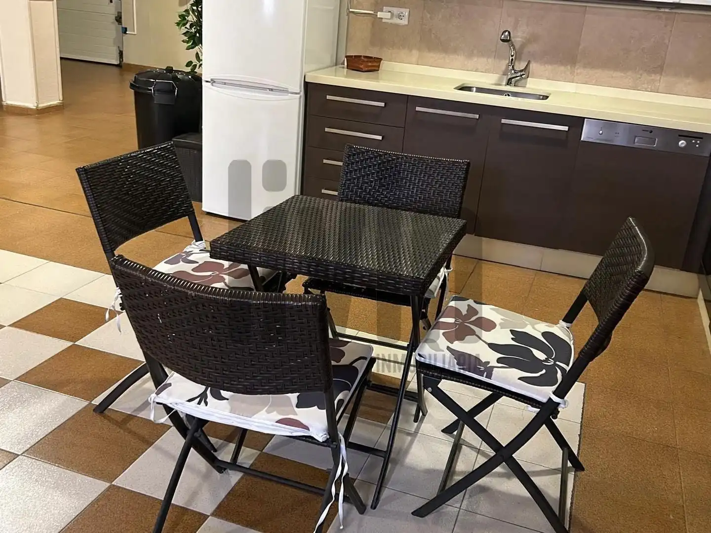 Terrassa de Casa adosada en venda en Jaén amb Aire condicionat, Calefacció i Jardí privat