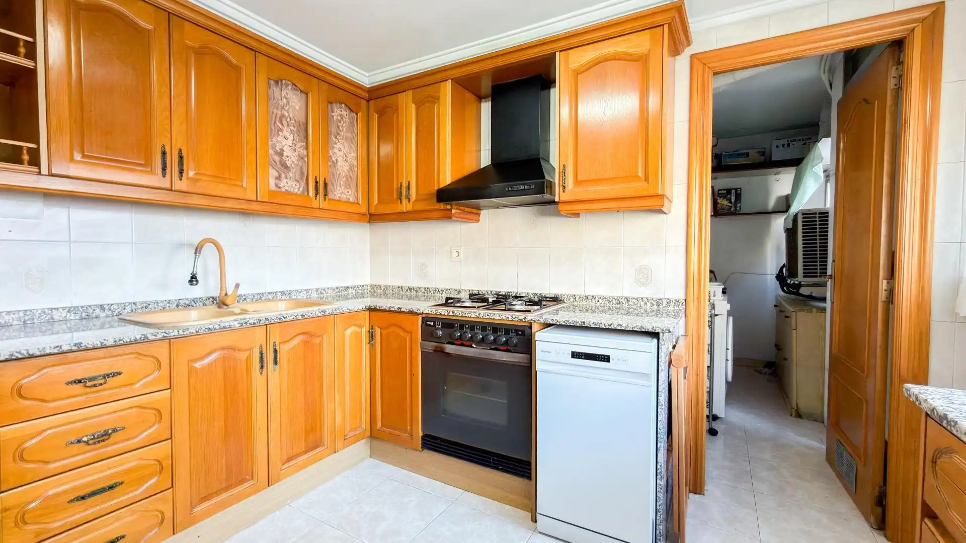 Küche von Wohnung zum Verkauf in Valencia mit Klimaanlage, Heizung und Parkett