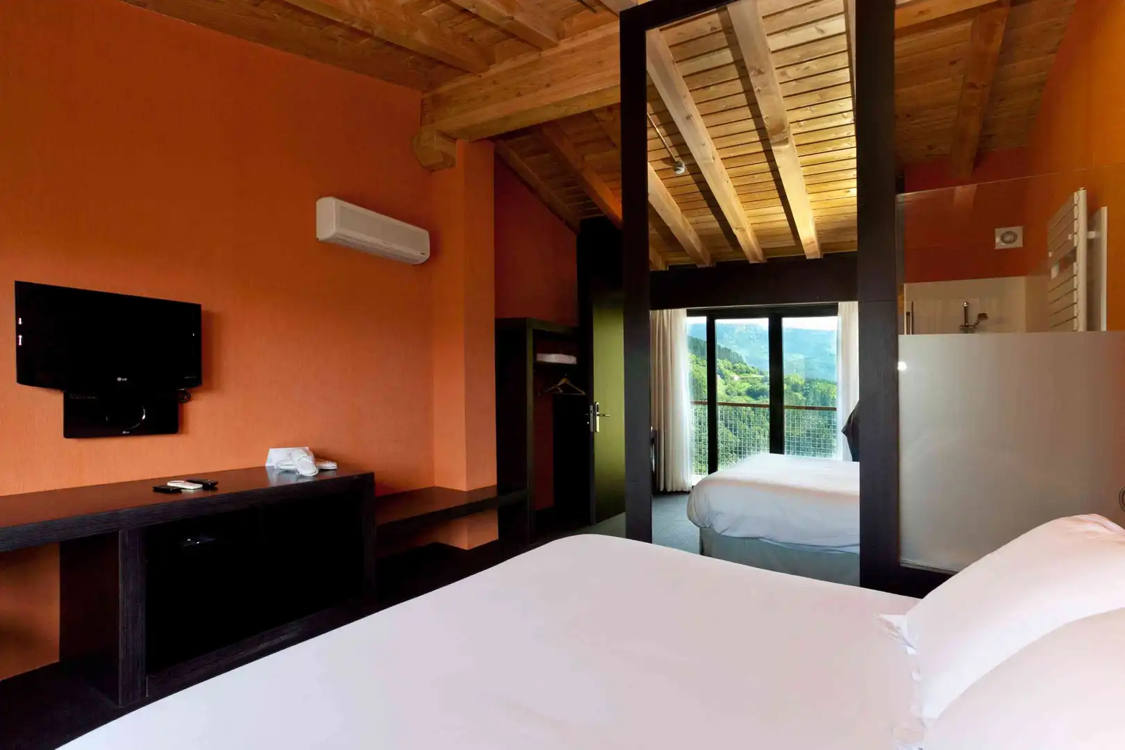 Habitación de Edificio en venta en Zeanuri