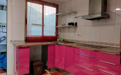 Kitchen of Flat for sale in Alcàntera de Xúquer  with Air Conditioner, Terrace and Balcony