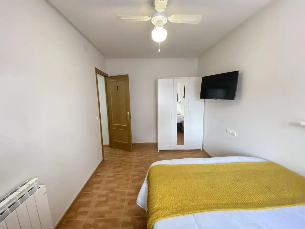 Flat for rent in De Blasco Ibáñez, La Vega - La Sal