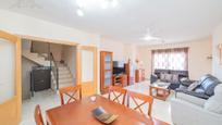 Living room of Single-family semi-detached for sale in San Martín de Valdeiglesias  with Air Conditioner, Heating and Private garden