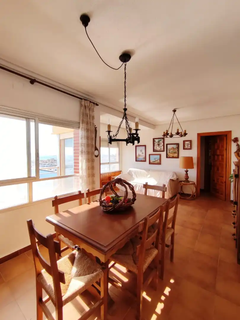 Comedor de Ático en venta en San Pedro del Pinatar con Terraza, Trastero y Amueblado
