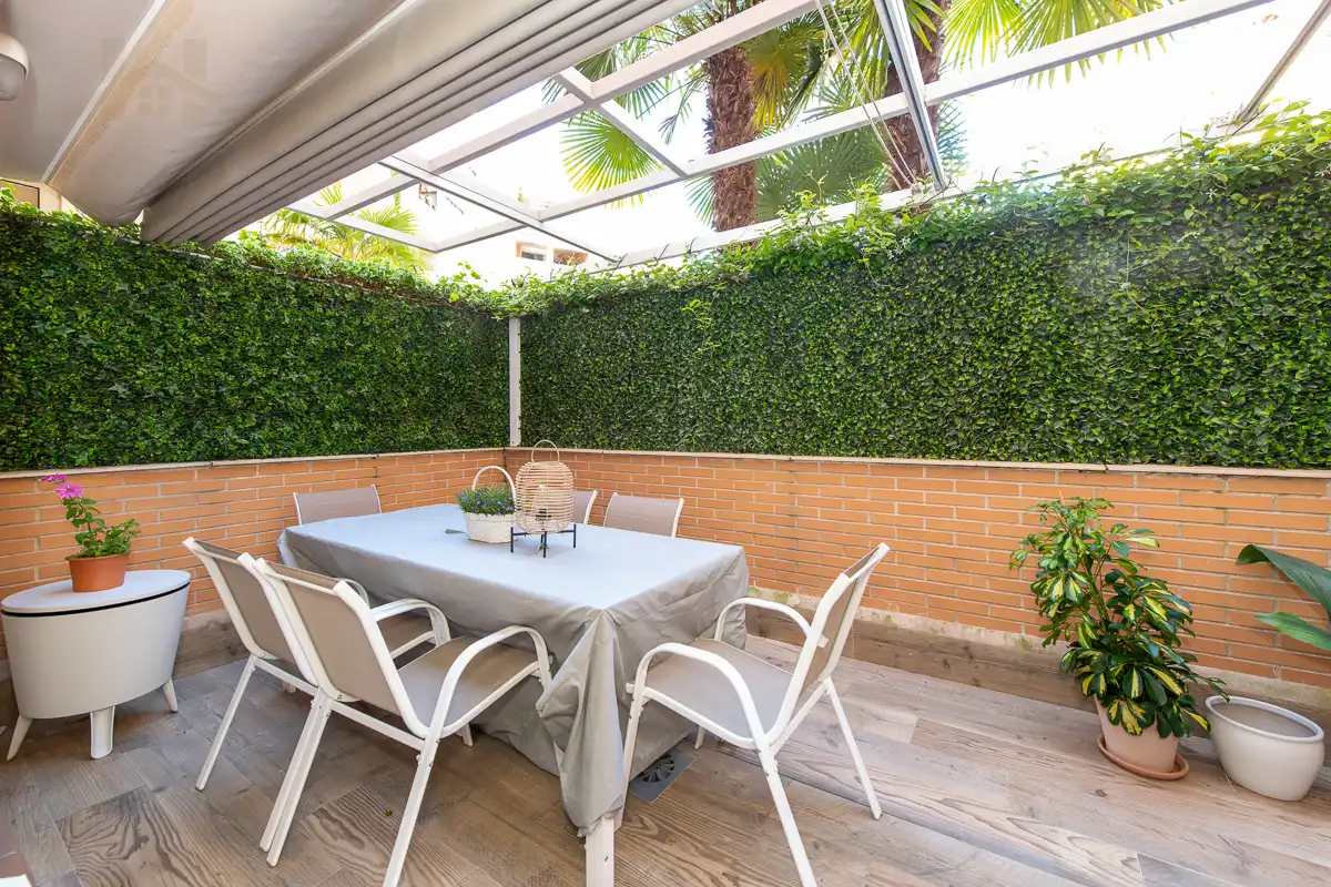 Terrace of Ground floor for sale in La Moraleja  with Air Conditioner, Heating and Private garden