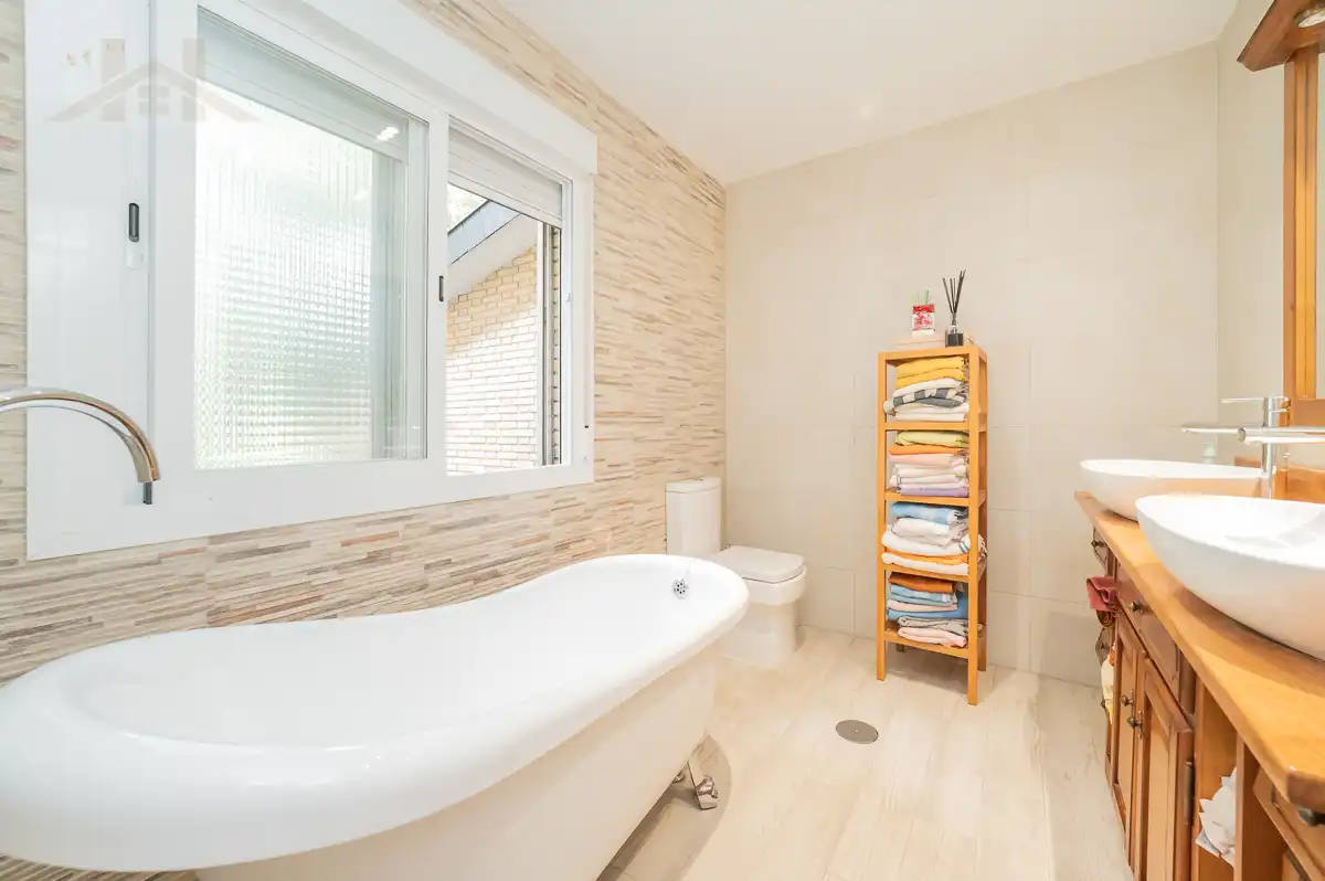 Baño de Casa adosada en venta en Las Rozas de Madrid