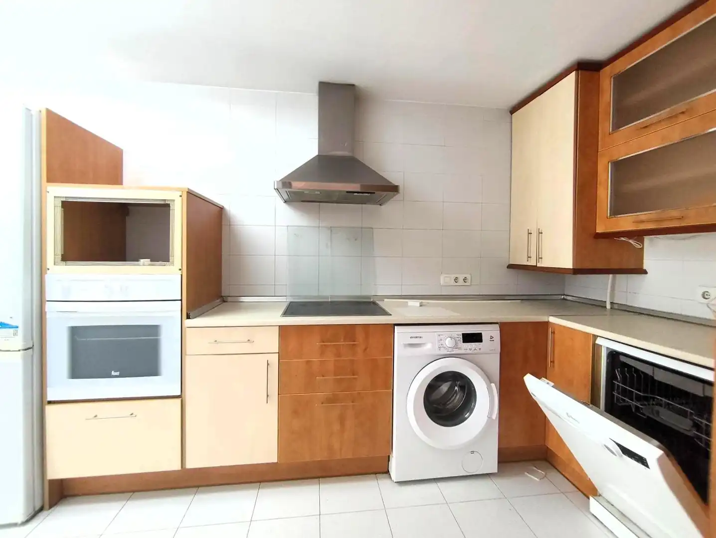 Küche von Wohnung zum Verkauf in Camargo mit Heizung, Abstellraum und Balkon