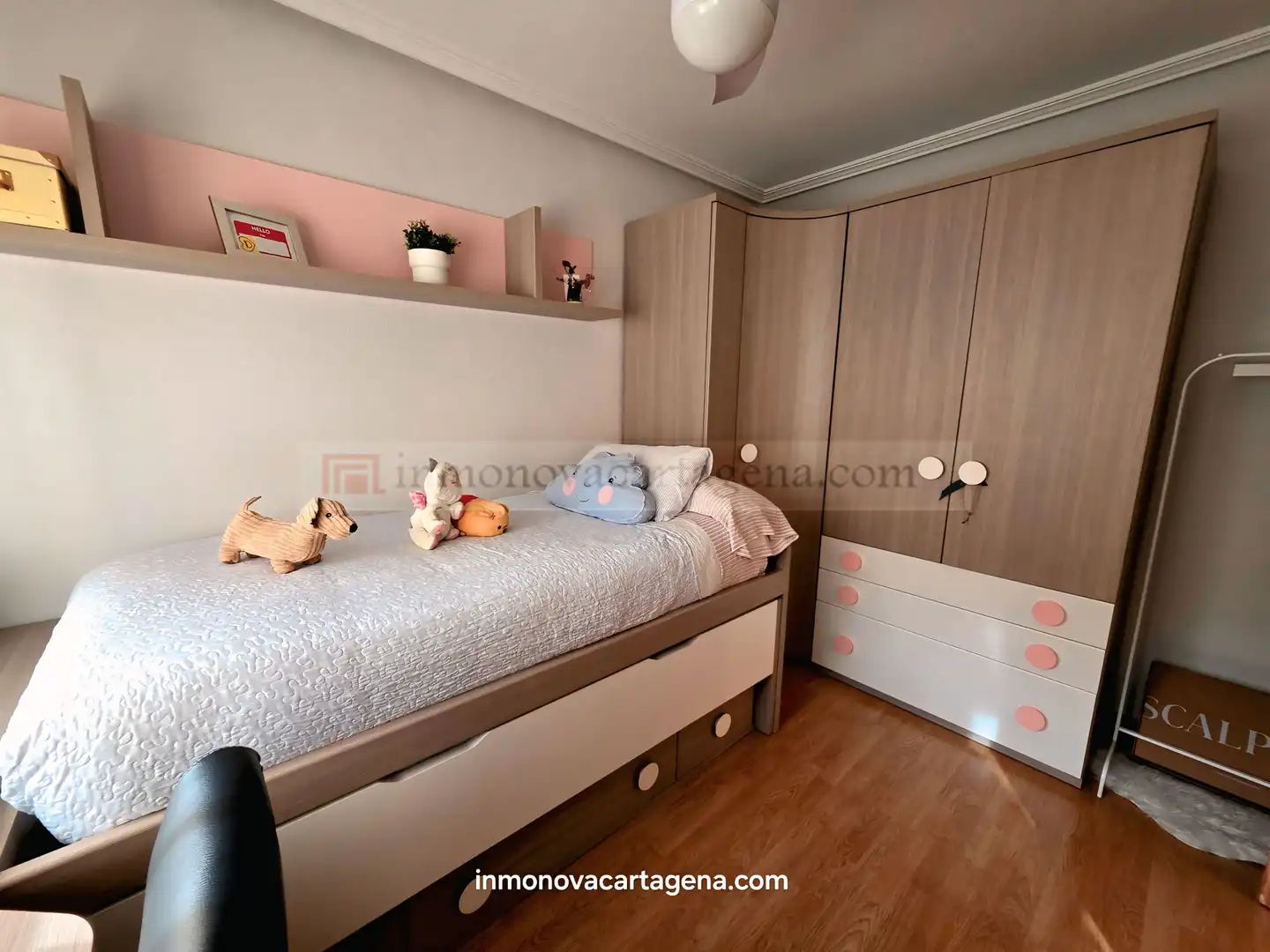 Habitación de Casa adosada en venta en Cartagena