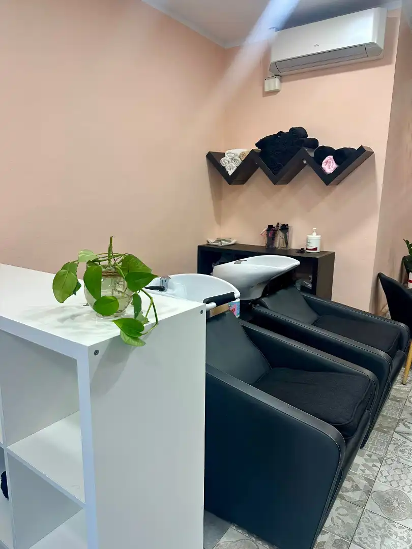 Business premises for transfer in Carrer de Vila i Vilà 20, imagen 5
