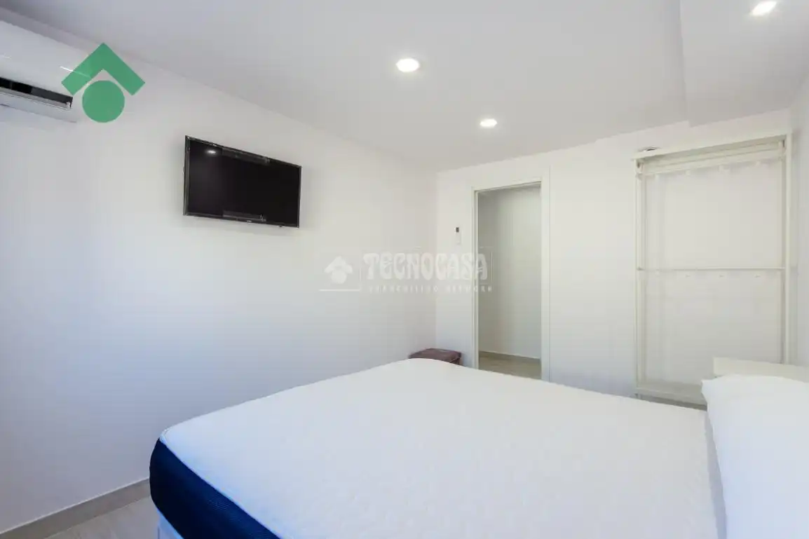 Bedroom of Houses for sale in Vélez-Málaga  with Air Conditioner, Terrace and Swimming Pool