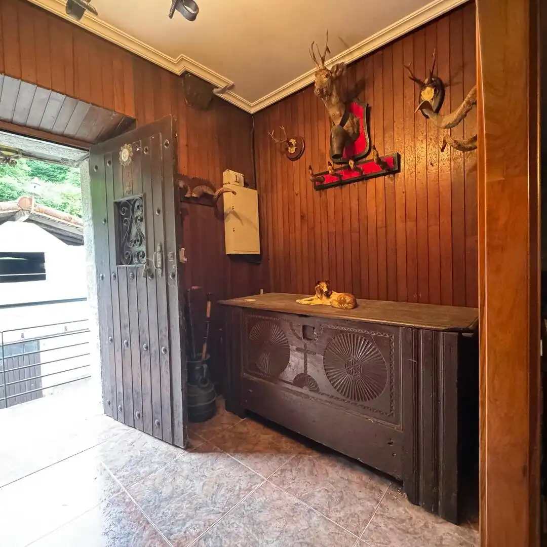 Finca rústica en venta en Berrobi con Calefacción, Jardín privado y Trastero