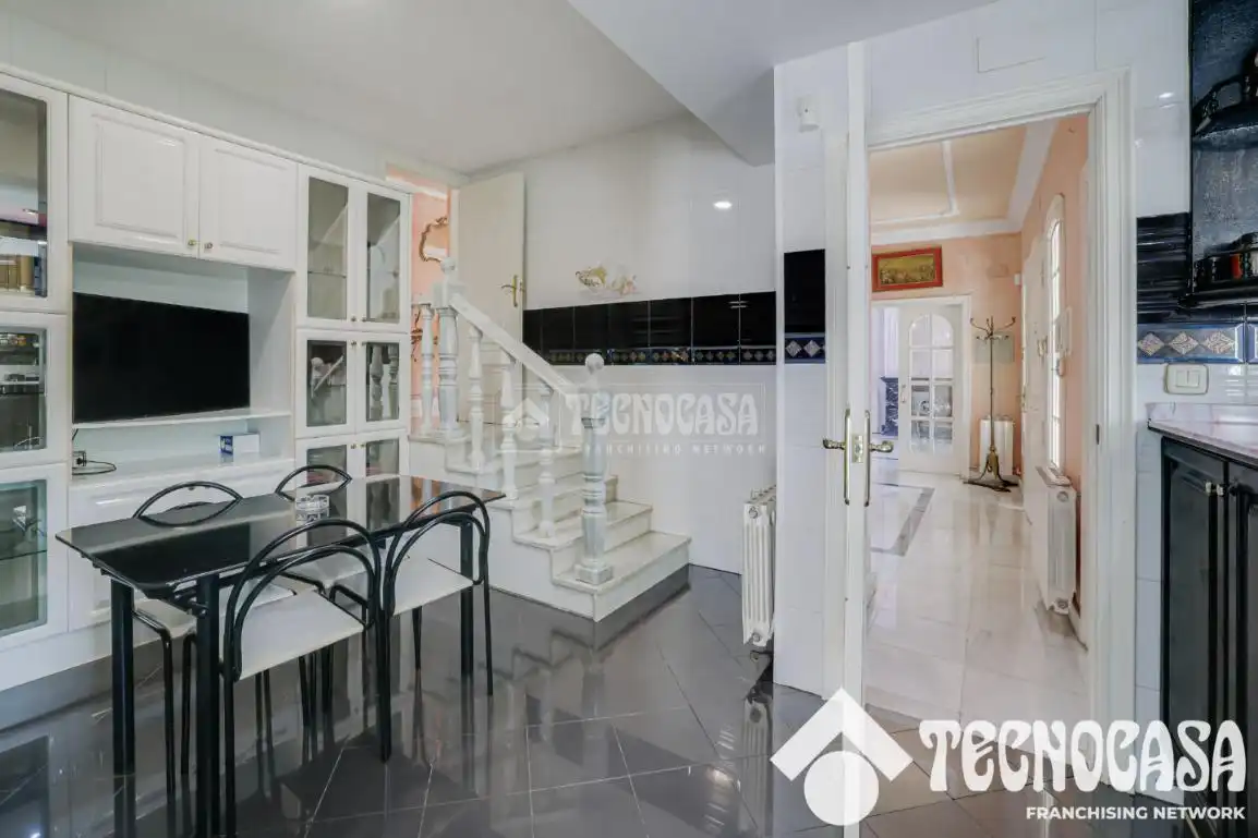Cocina de Casa o chalet en venta en Argentona con Aire acondicionado y Terraza