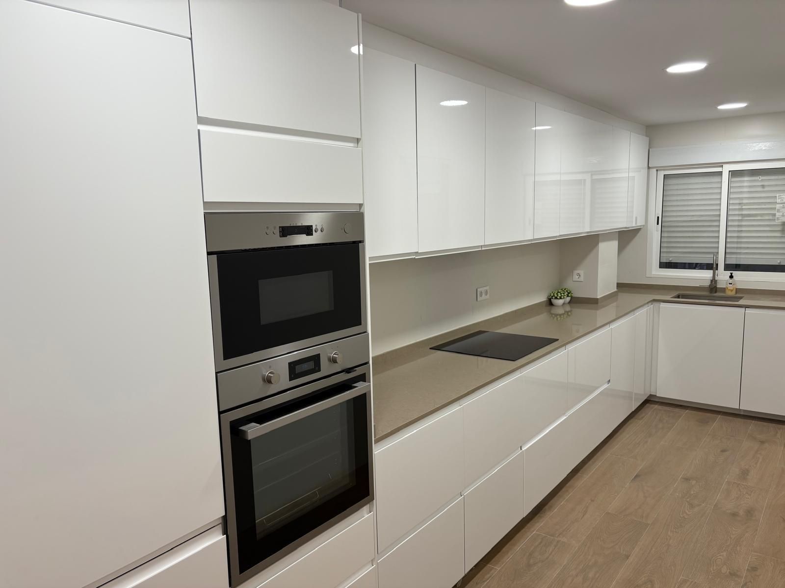 Cocina de Piso en venta en Torrent con Balcón