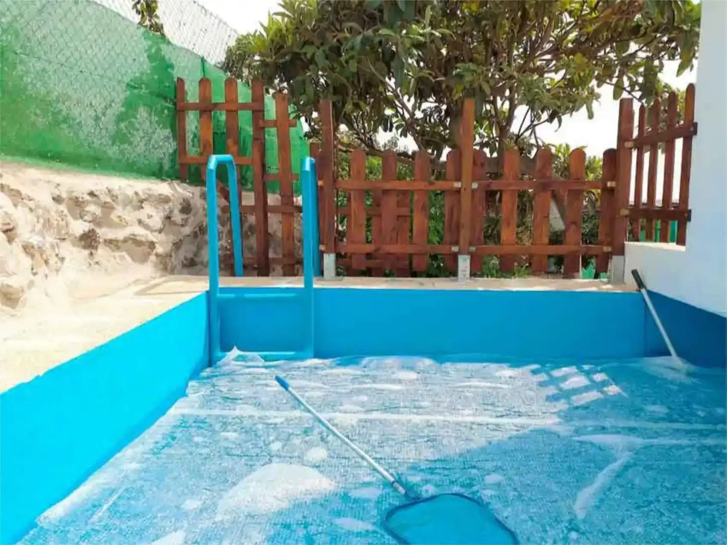 Piscina de Casa o xalet en venda en Yunquera amb Jardí privat, Traster i Piscina