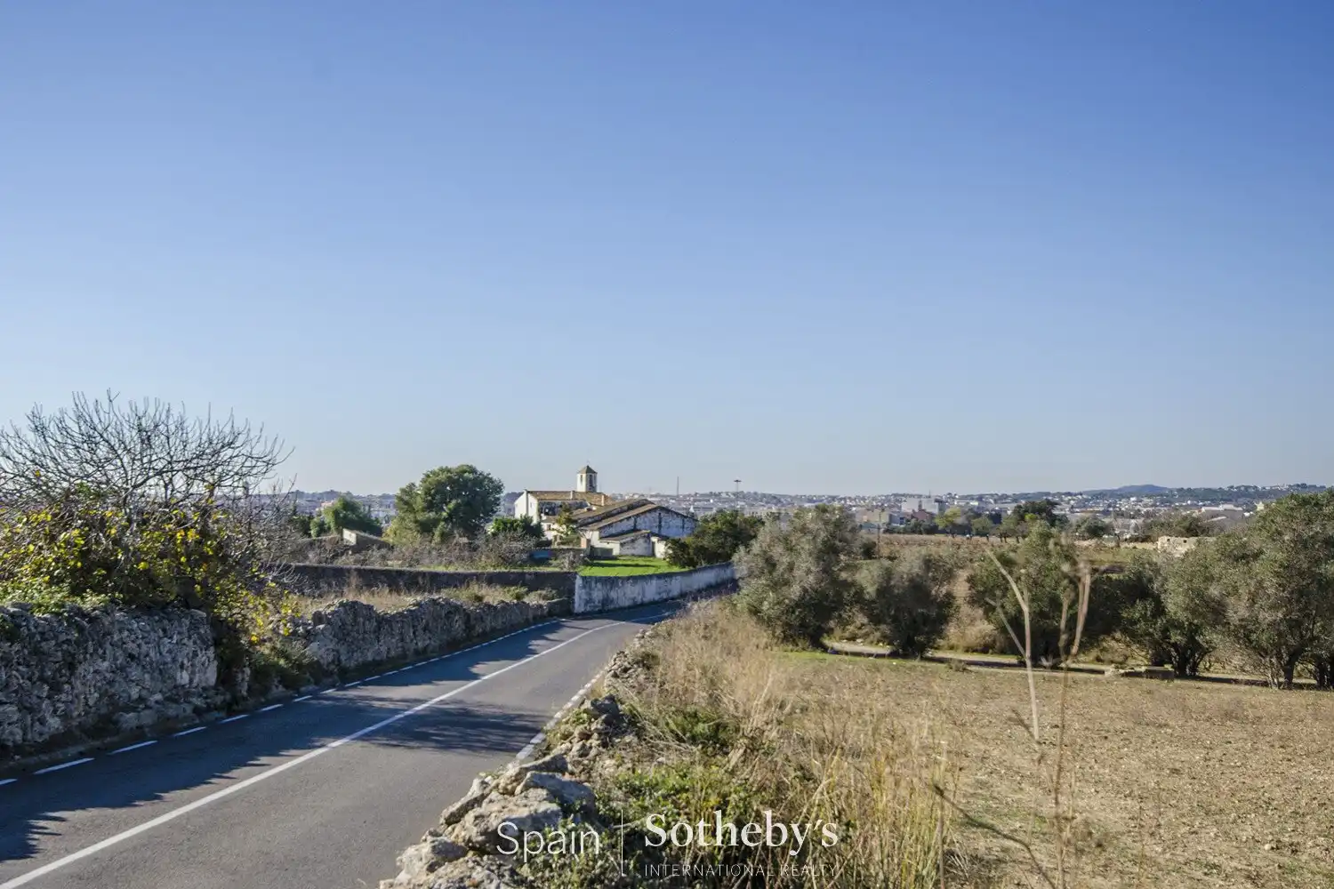 Finca rústica en venda en Vilanova i la Geltrú amb Calefacció, Jardí privat i Terrassa