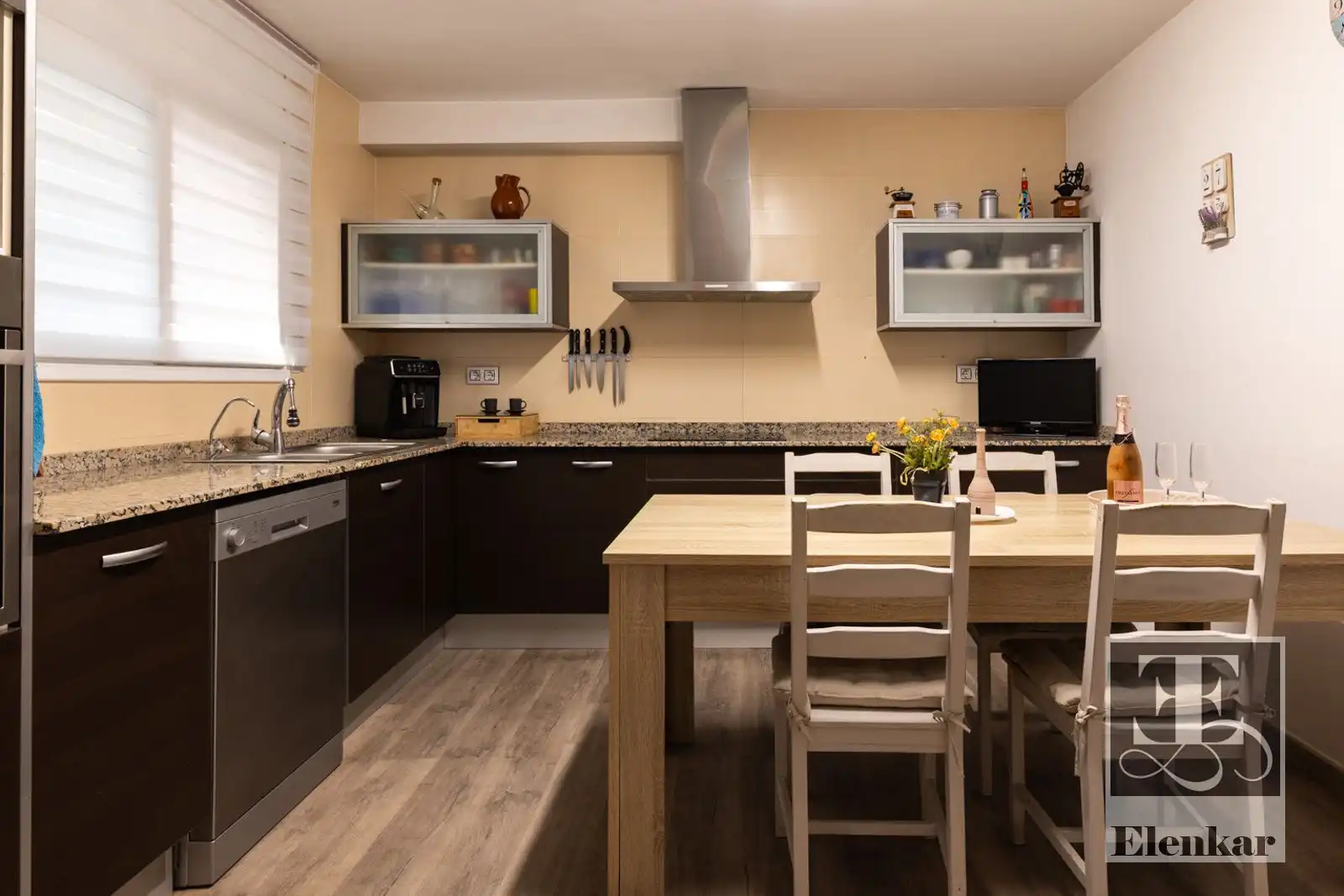 Cocina de Casa adosada en venta en Santa Oliva con Aire acondicionado, Terraza y Trastero