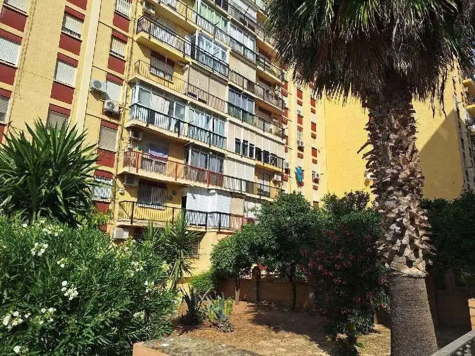 Vista exterior de Apartamento en venta en Castilleja de la Cuesta