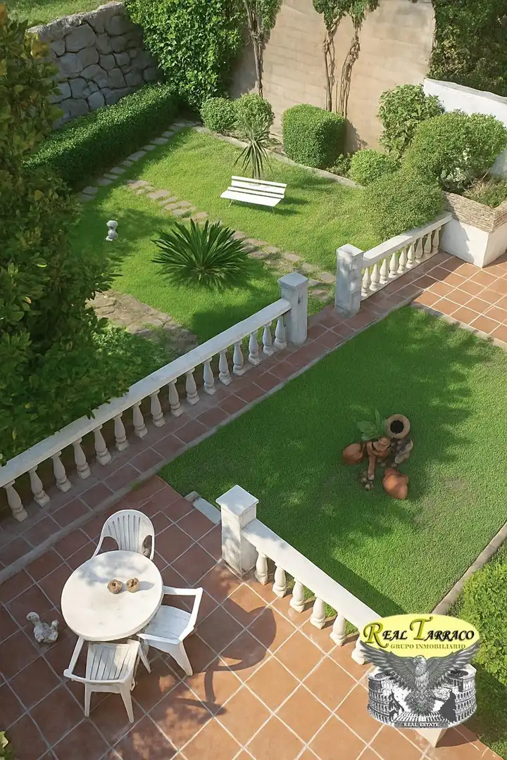 Terraza de Casa o chalet en venta en El Masnou con Jardín privado