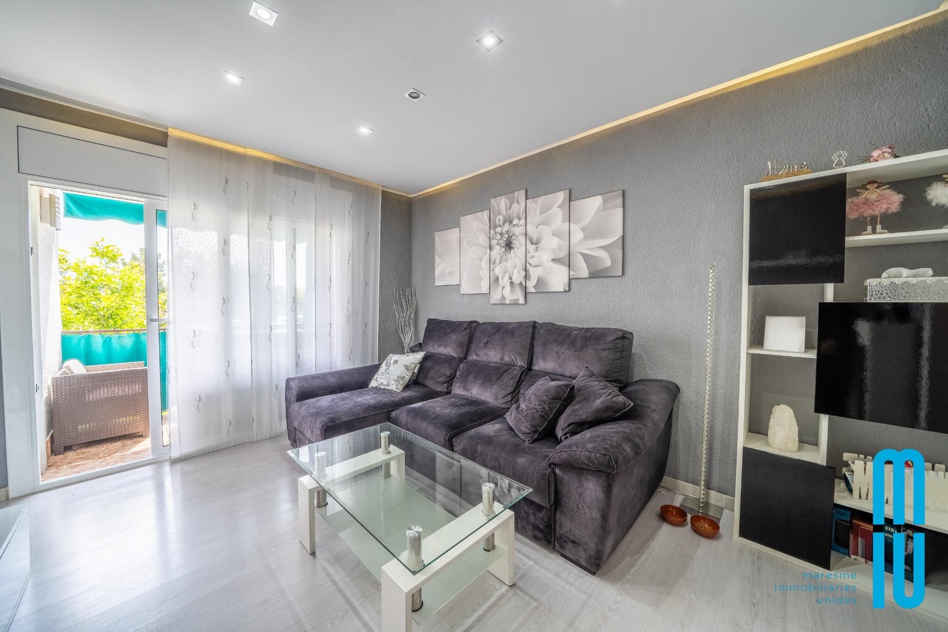 Living room of Flat for sale in Arenys de Mar  with Heating and Alarm