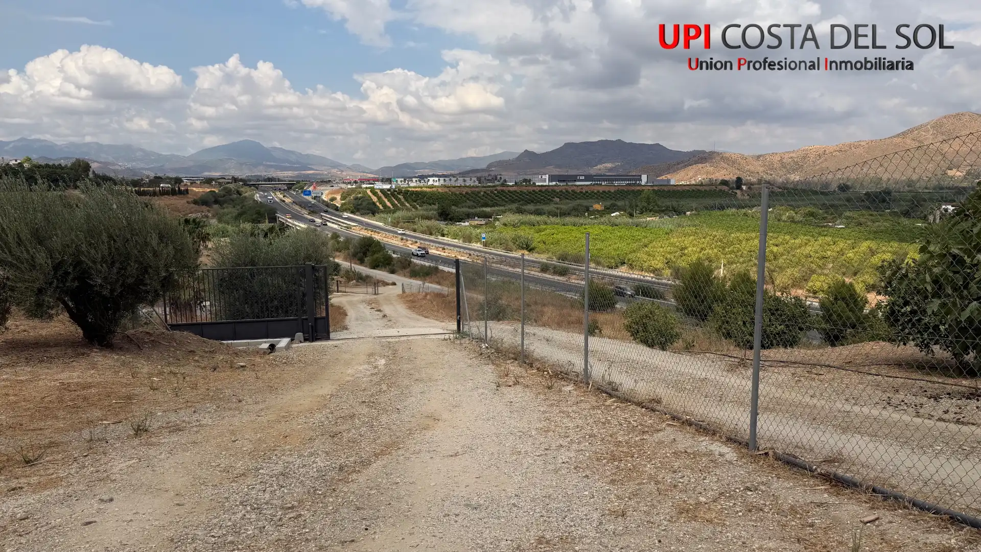 Finca rústica en venta en Cártama con Aire acondicionado, Jardín privado y Terraza