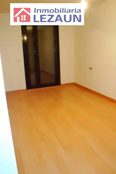 Habitación de Apartamento en venta en Peralta / Azkoien con Aire acondicionado, Terraza y Trastero