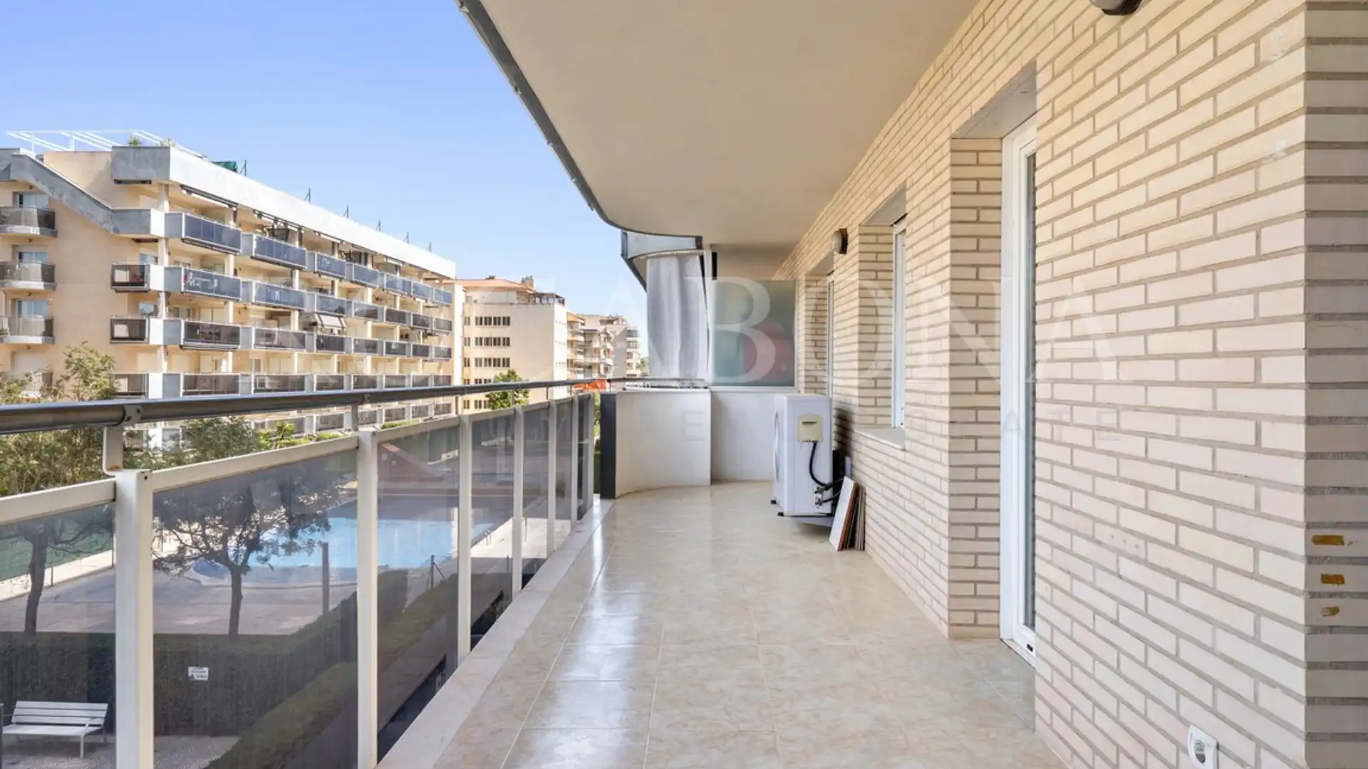 Wohnungen zum Verkauf in Carrer de Montserrat Caballé, 18, La Pineda